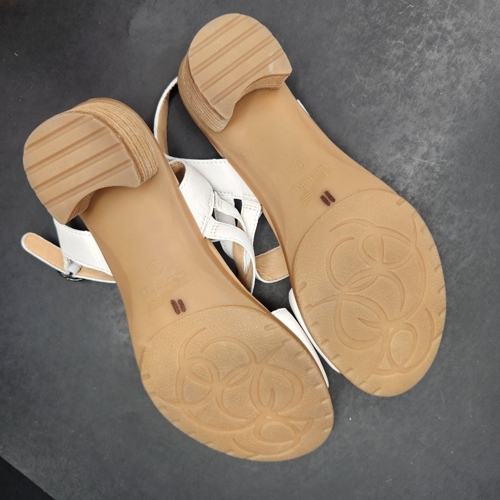 NWOB Dansko Leather Heeled Sandals with Buckle Strap - Tansy
Size 11.5 EU 42 - Picture 15 of 16
